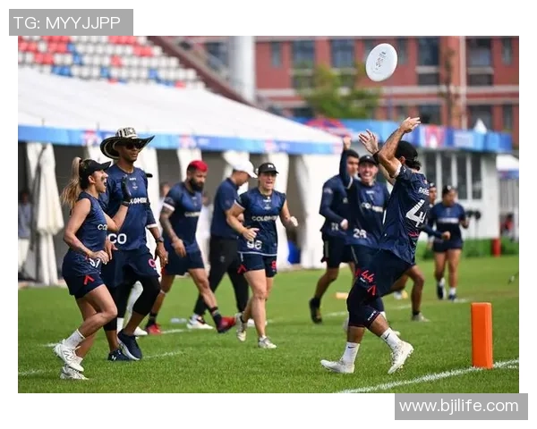 飞盘热潮席卷成都聚焦成都飞盘队的训练与比赛节奏